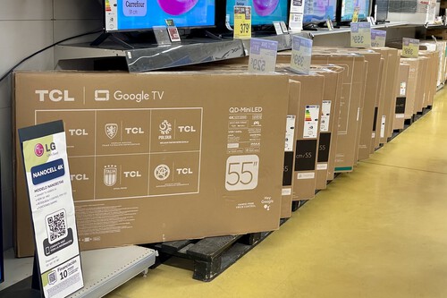 MediaMarkt comienza a deshacerse de sus exposiciones: Teles OLED, MiniLED y más a mitad de precio en su outlet