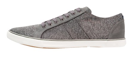 Las zapatillas Burton Menswear London Walden Plimsoll pueden ser nuestras por 20,95 euros en Zalando