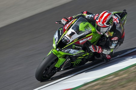 Jonathan Rea no da opciones en Portimao para sumar la victoria número 50 con Kawasaki