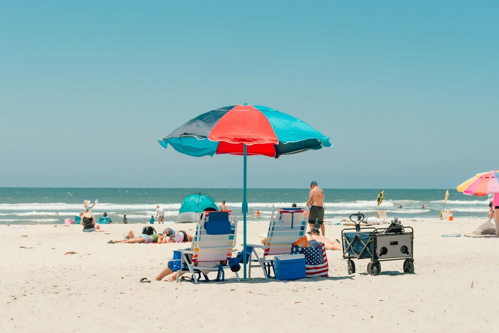 Para la playa, el campo o el coche: cinco neveras portátiles perfectas para mantener bebida y comida frías, incluso fuera de casa