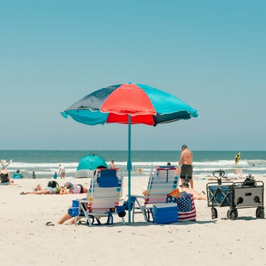 Para la playa, el campo o el coche: cinco neveras portátiles perfectas para mantener bebida y comida frías, incluso fuera de casa 