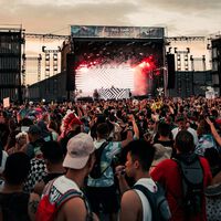 Primero fueron los cines, ahora los conciertos: ya es legal meter tu propia comida y bebida dentro de los festivales