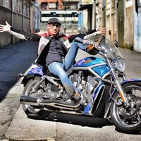 Fito es tan motero que se recorrió media España con su Yamaha. Y no es la mayor joya que ha tenido en el garaje 