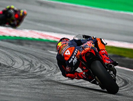 Augusto Fernandez Malasia Moto2 2022