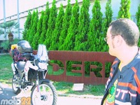 Piaggio desmantela Derbi