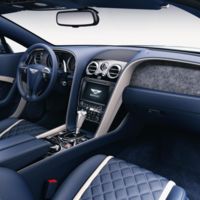 De piedra ha de ser la cama, de piedra... ¿Las molduras?, Bentley presenta nuevas decoraciones rocosas