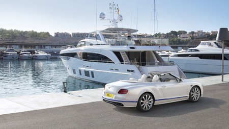 Mulliner Gt Convertible Gelene Hero Rear Pr