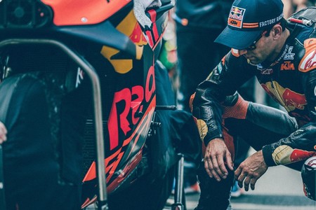 La penitencia de Johann Zarco: de piloto oficial KTM a perder su asiento y toda la confianza de la marca