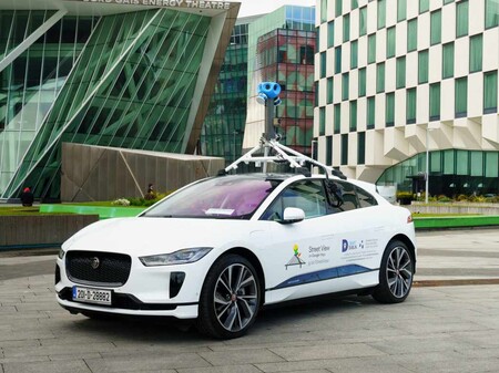 Google Street View estrena su primer coche eléctrico: un Jaguar I-PACE que actualizará Google Maps