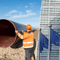 La Unión Europea ha tomado al fin la decisión que durante tantos años le ha aterrado: dejar de importar gas ruso