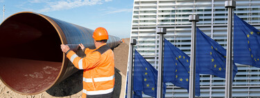 La Unión Europea ha tomado al fin la decisión que durante tantos años le ha aterrado: dejar de importar gas ruso