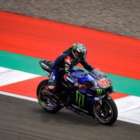 ¡Estaban de parranda! Las Yamaha renacen en Mandalika con Fabio Quartararo líder y Marc Márquez se cae