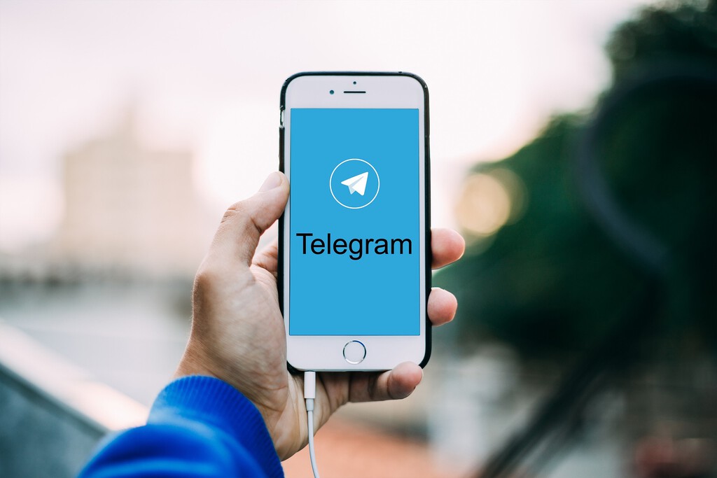 El fin de una era: Telegram dará a gobiernos direcciones IP y números de teléfonos de usuarios . Noticias en tiempo real