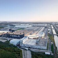 A Tesla já não é mais um negócio de carros: a China acaba de pagar 557 milhões para construir a maior bateria do país 