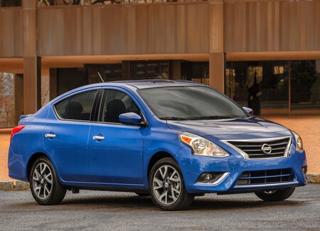 Nissan Versa Sedan 2015 1600 02
