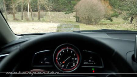 Mazda3 2013 Luxury AT