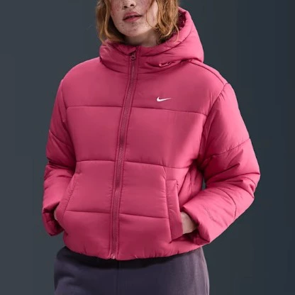 Nike Sportswear Classic Puffer Chaqueta con capucha de ajuste holgado Therma-FIT - Mujer