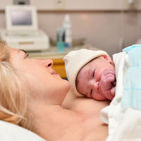 Distocia de hombros en el parto: por qué se produce y qué consecuencias puede tener esta complicación para el bebé y la madre