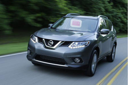 Nissan será el primero en sintonizar iTunes Radio