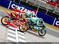 Gran Premio de Catalunya: Ianone gana, Simón líder