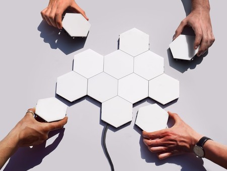 Helios, unos paneles LED hexagonales táctiles con los que crear grandes superficies luminosas