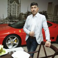 Buscamos restaurantes donde el coche entra hasta la cocina. ¿Conoces alguno aparte de este?