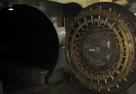La AEPD reclama a empresas mayor seguridad de los datos de sus usuarios en Internet