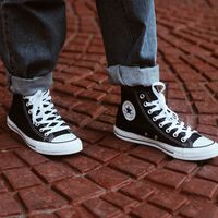 El Corte Inglés liquida en sus rebajas las zapatillas Converse con hasta un 40% de descuento para este verano 