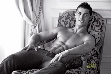 Cristiano Ronaldo repite con Armani Underwear