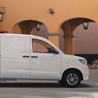 Práctica camioneta de carga, barata y con motor rendidor: es ideal para pequeños negocios en México y aguanta 650 kg 
