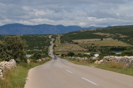 Diez riesgos al conducir en carretera y como puedes evitarlos para tener unas felices vacaciones