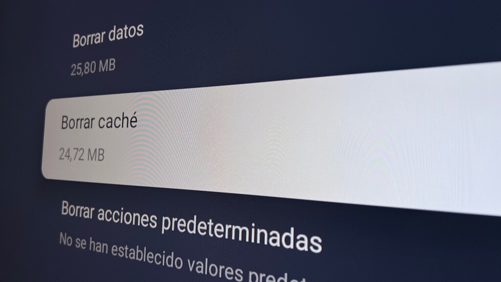 Cómo y por qué hay que eliminar la caché de las apps en un Chromecast con Google TV 