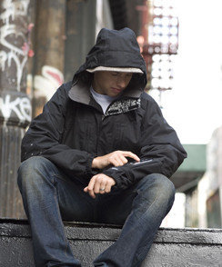 Audex, accesorios y ropa Bluetooth para esquiadores