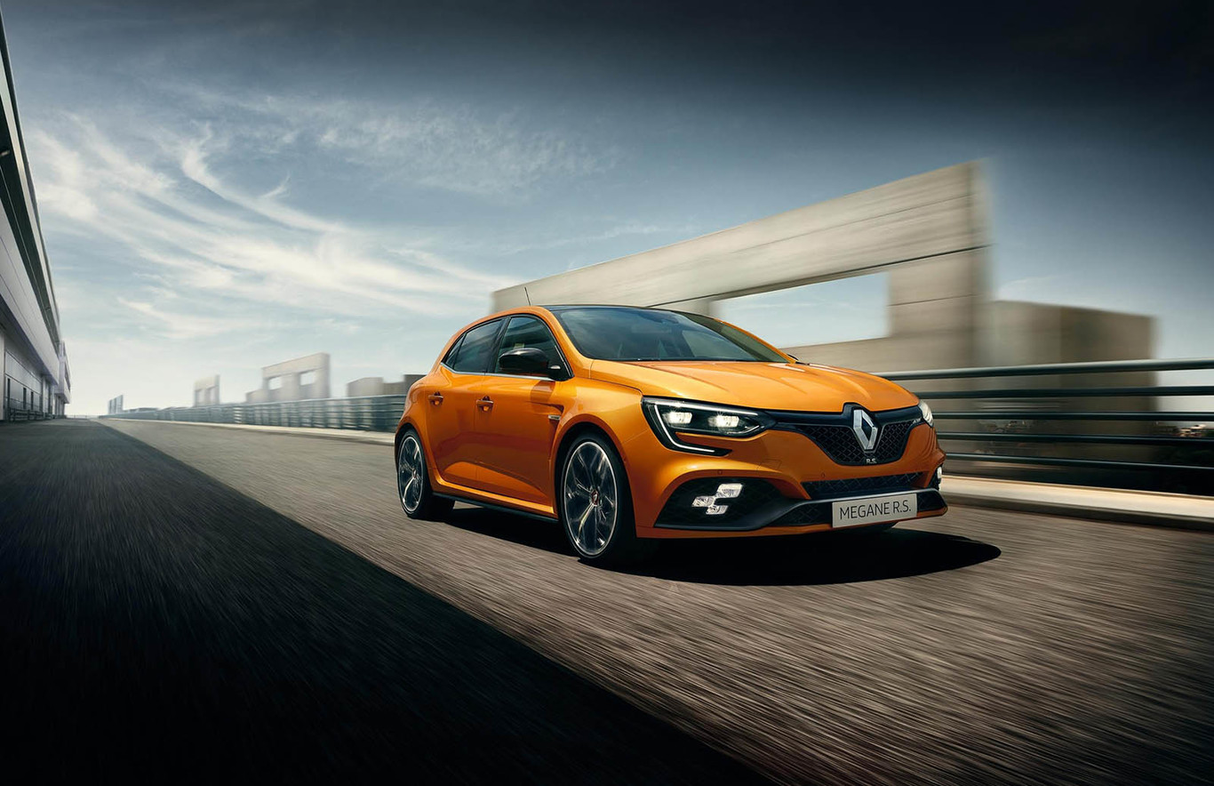 ¡Guerra de compactos! Así se enfrenta el nuevo Renault Mégane R.S. a sus rivales