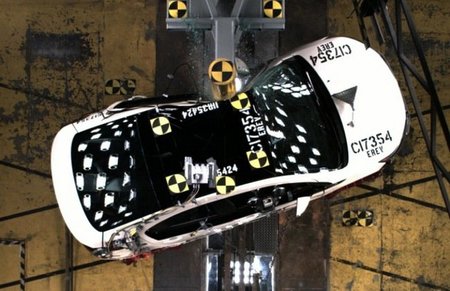 Chevy-Volt-Choque-Lateral-Poste