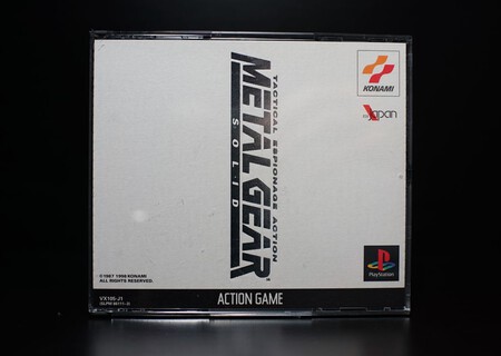 Todos Creyeron Que Era Un Error De Diseno Pero El Mismisimo Hideo Kojima Revelo La Razon Detras De La Iconica Portada Invertida De Metal Gear