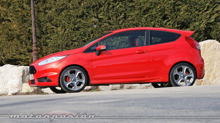Ford Fiesta ST, presentación y prueba con vídeo en Francia (parte 2)