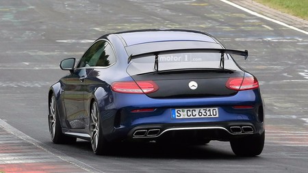 Mercedes Amg C63 R Coupe Spy Pics 2