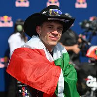 A Marco Bezzecchi le está pasando lo mismo que a Marc Márquez cuando ganaba: ahora caerse sale rentable en MotoGP 