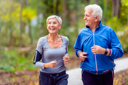 Empezar a correr después de los 50: tres consejos para hacerlo con éxito