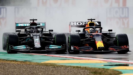 Verstappen Hamilton Imola F1 2021
