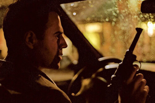 'No hay otra opción' es una genial sátira sobre las consecuencias de la crisis y el desempleo. Ya había otra película basada en la misma novela y es alucinante