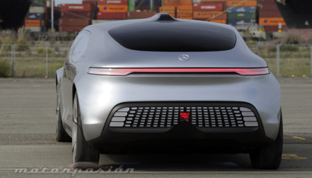 Mercedes-Benz F 015, toma de contacto