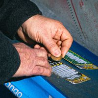 Este hombre de 80 años se ganó 51 millones de pesos en la lotería y tenía claro qué hacer con el premio: una red de distribución de drogas 