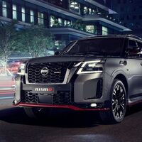 El nuevo Nissan Patrol Nismo sigue siendo esa imponente mole con un V8 de 428 CV y traje deportivo