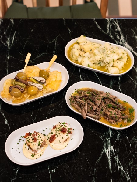 Tapas En Barra Luque