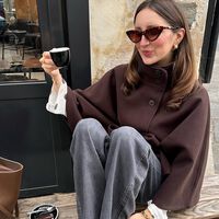 Los zapatos de fiesta perfectos para vestir en Navidad huyendo de los tacones: de color vino y en Gioseppo 