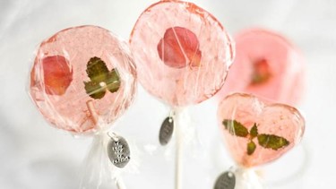 Boda o bautizo a la vista, que se lleven estas maravillosas piruletas artesanas hechas por ti de recuerdo