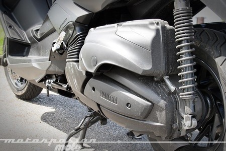 Yamaha X-MAX 400