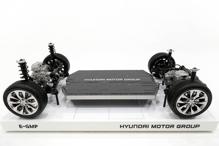 Hyundai desvela su nueva plataforma E-GMP para coches eléctricos, y promete más de 500 km de autonomía